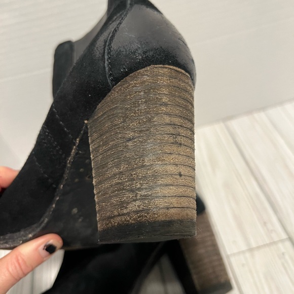 Trask Women’s booties heels black size 7.5 - Picture 9 of 12